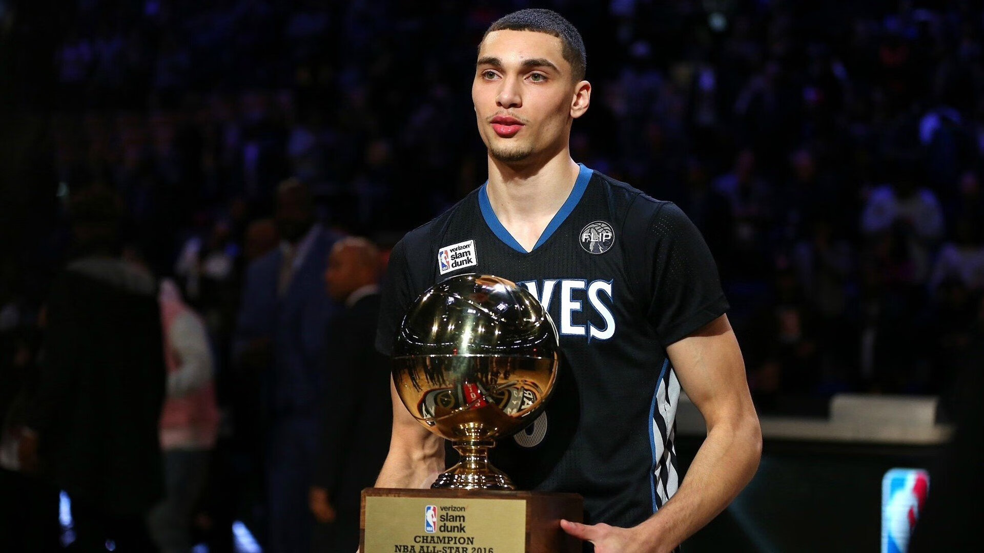 绝境逢生！保罗关键三分定乾坤，广东队逆转步行者诠释篮球真谛