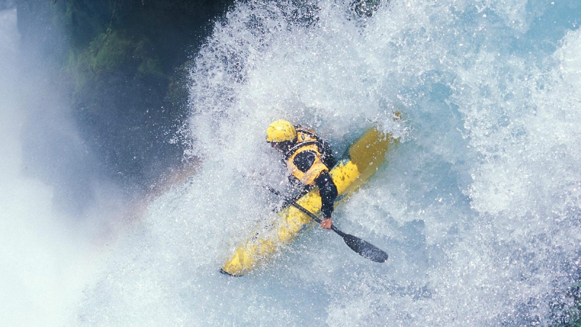 逆袭的艺术，哈斯绝地翻盘阿斯顿马丁，佩雷兹火热状态重塑F1格局
