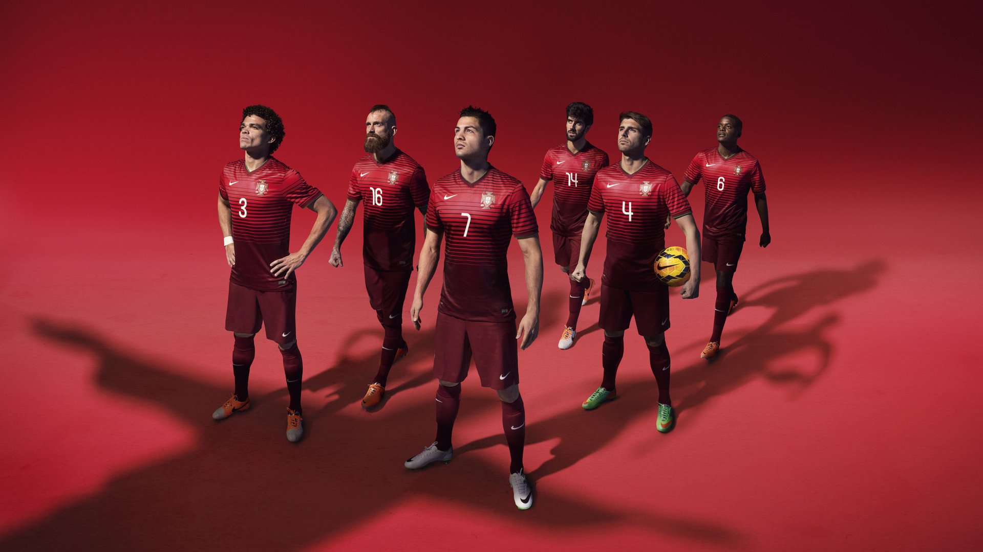 布鲁诺一锤定音，波兰强势晋级送别喀麦隆