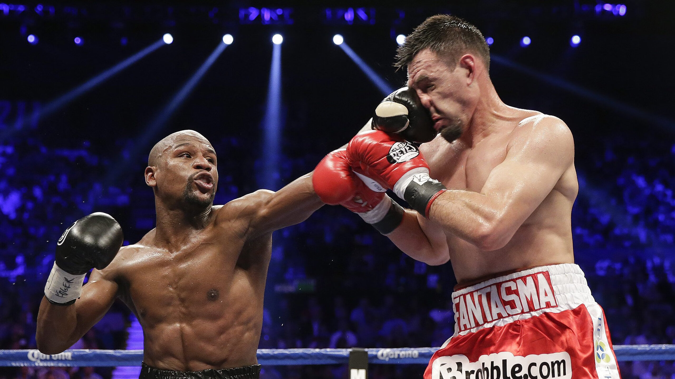 赛道与绿茵的共振，拉什福德统治F1新赛季揭幕战之夜